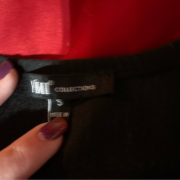 Pre-Owned MD YMI Collections Black Ribbed Cinch Cap Sleeve T-Shirt Small - Picture 3 of 5